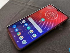 摩托罗拉新机Moto Z4美国发布，搭载骁龙675 售价约3500元