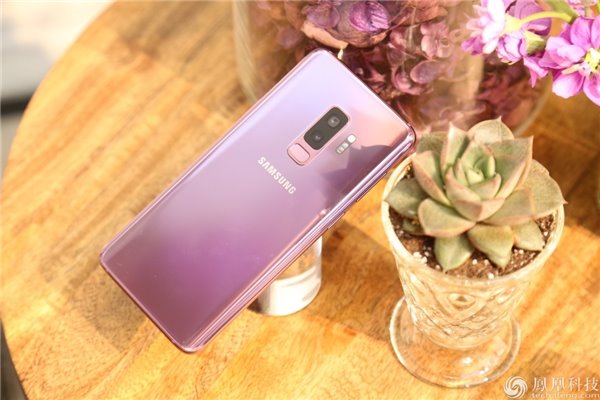 三星S9/S9+极速体会：开年新机皇！相机更微弱