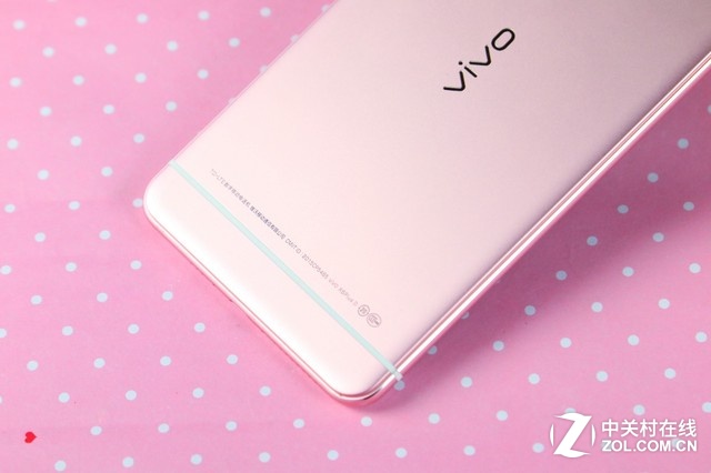 粉嫩诱人 玫瑰金版vivo X6Plus真机图赏