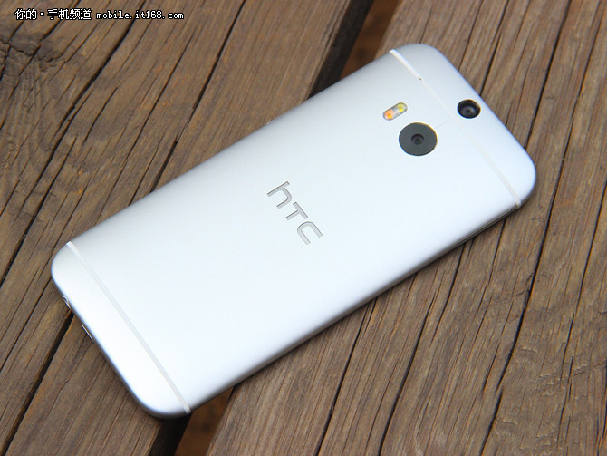 旧日旗舰清仓处理 HTC One M8仅1585元